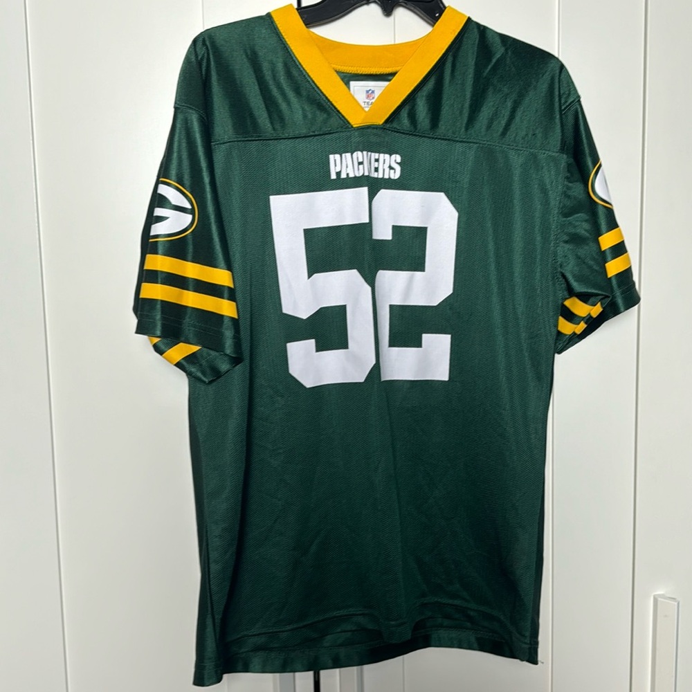 NFL Green Bay Packers V Neck Short sleeve Size YOUTH XL/ X LARGE 18/20